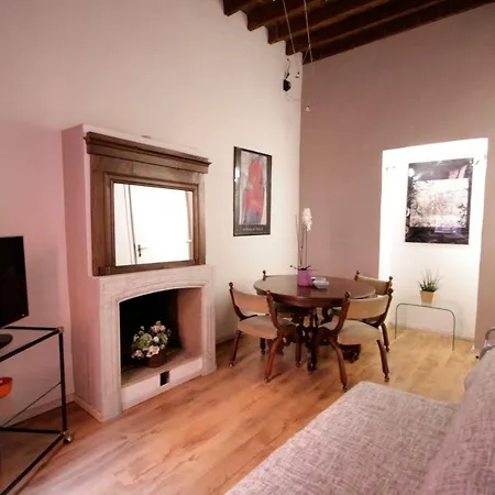 Maison Garibaldi Turin